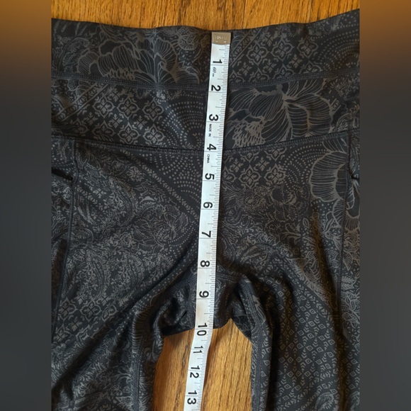 Athleta Patterned Leggings XS - Picture 4 of 8